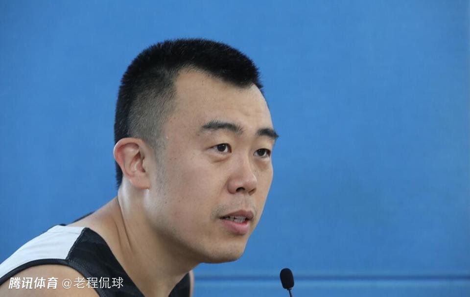日前库珀透露，他正在紧锣密鼓地筹备一部以克里斯·凯尔为主角的影片，讲述这位海豹突击队神枪手的传奇故事。